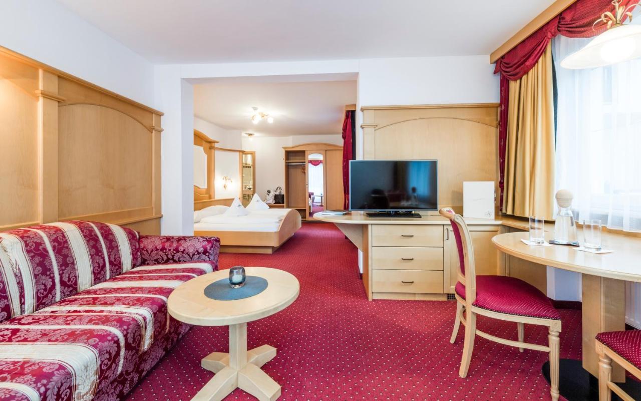 Alpenheim Charming & Spa Hotel Ortisei Exteriör bild