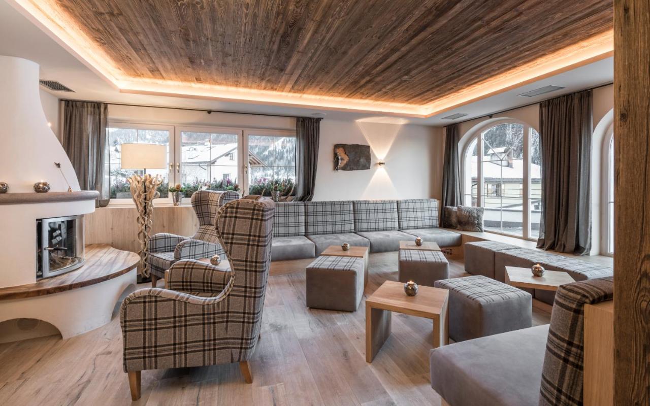 Alpenheim Charming & Spa Hotel Ortisei Exteriör bild