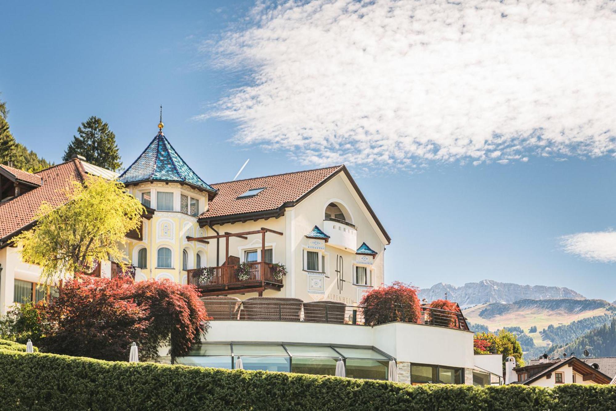 Alpenheim Charming & Spa Hotel Ortisei Exteriör bild