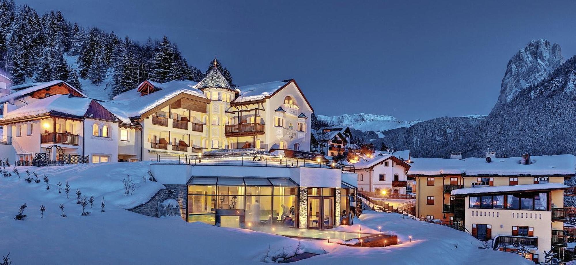 Alpenheim Charming & Spa Hotel Ortisei Exteriör bild