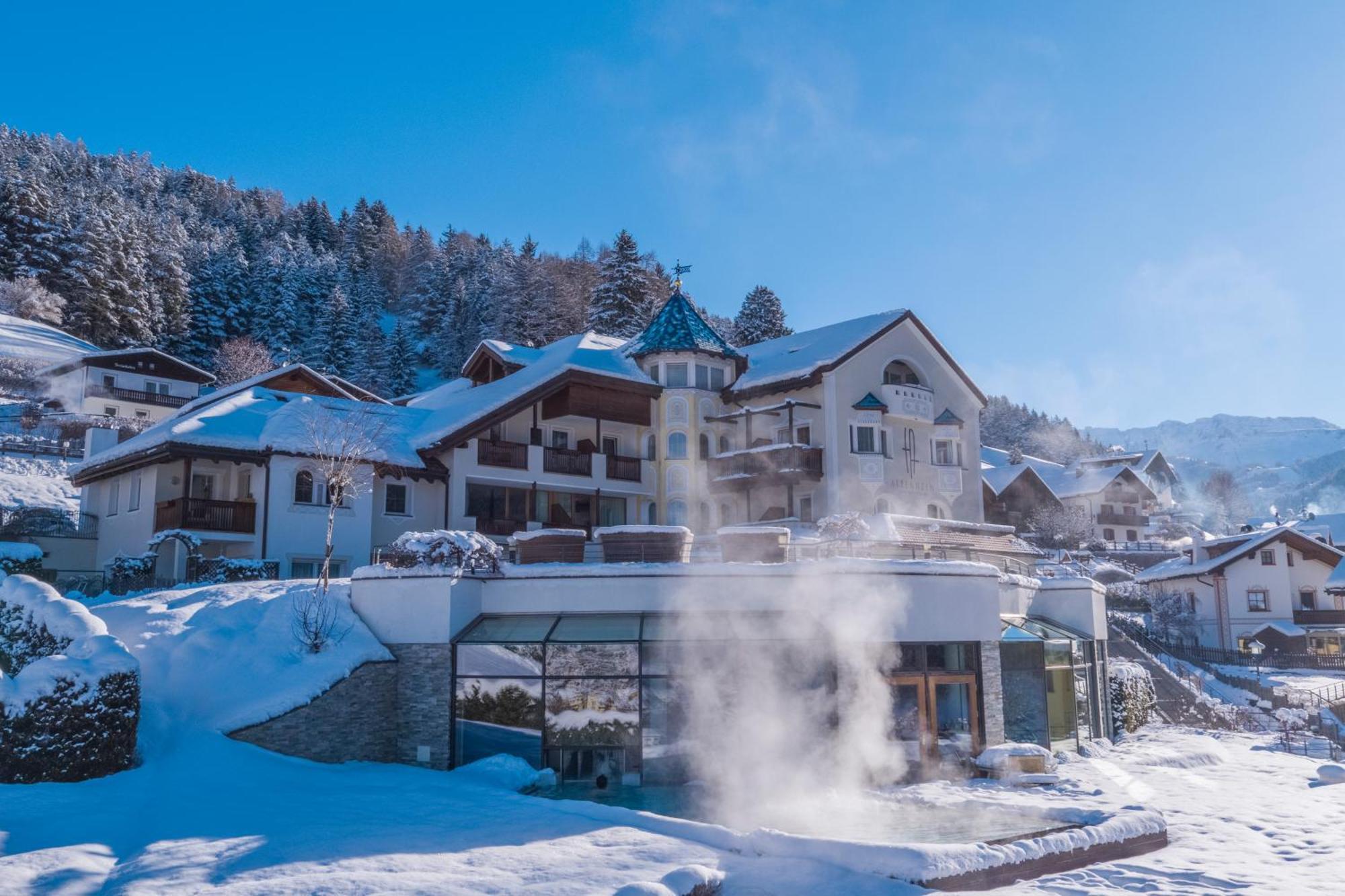 Alpenheim Charming & Spa Hotel Ortisei Exteriör bild