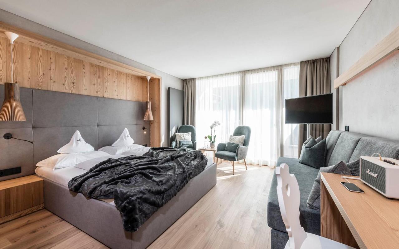 Alpenheim Charming & Spa Hotel Ortisei Exteriör bild